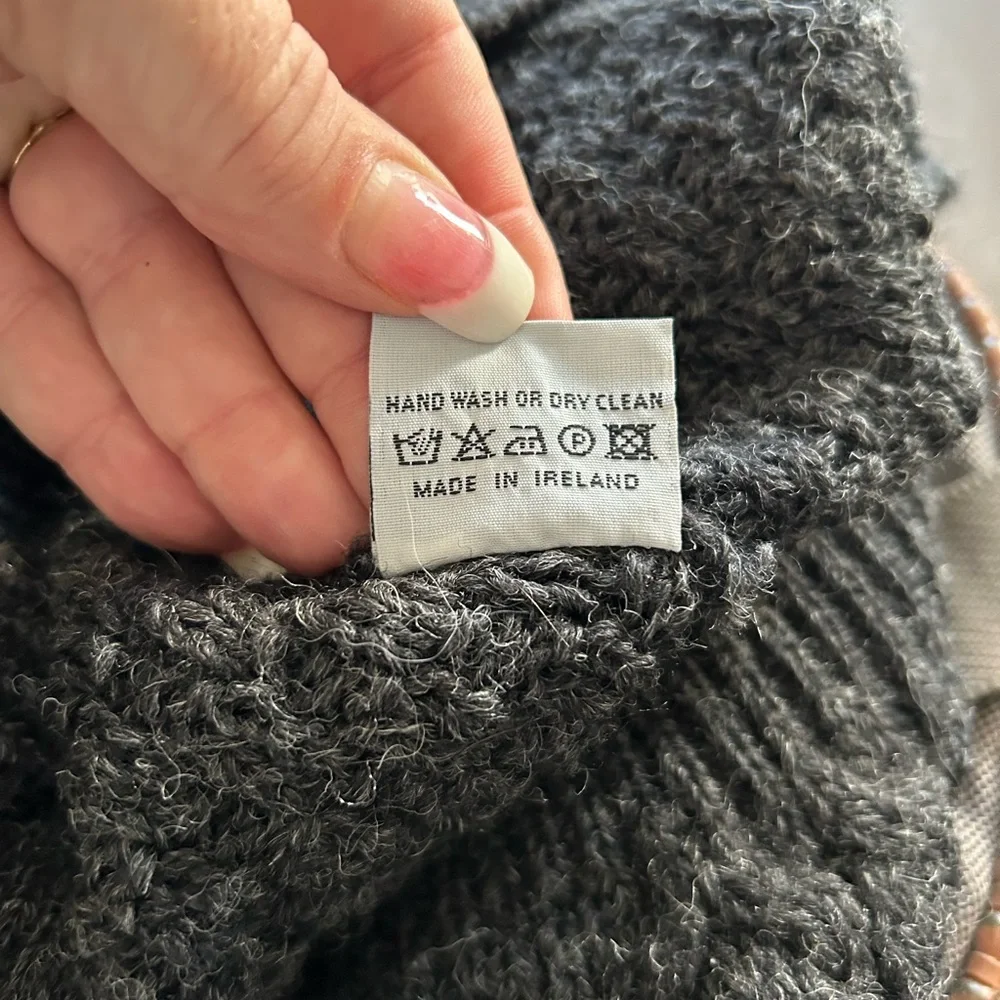 Dark Gray Blarney Woollen Mills Pure New Wool Cardigan Sweater Large - Picture 9 of 12